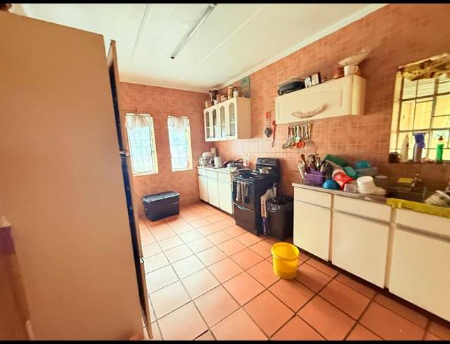3 BEDROOM HOUSE FOR SALE IN VANDERBIJLPARK SE 1